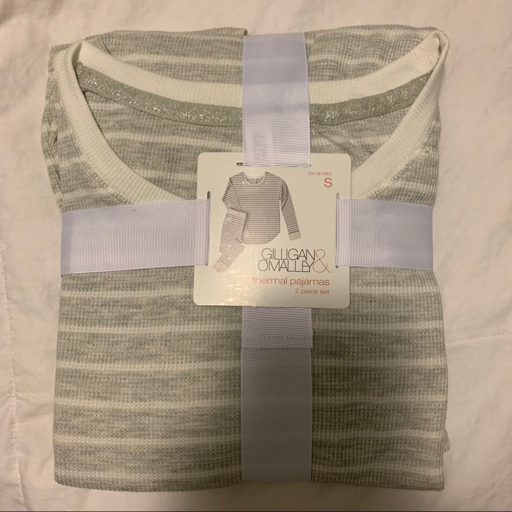NWT Long Sleeve and Pants Gray Pajama Set